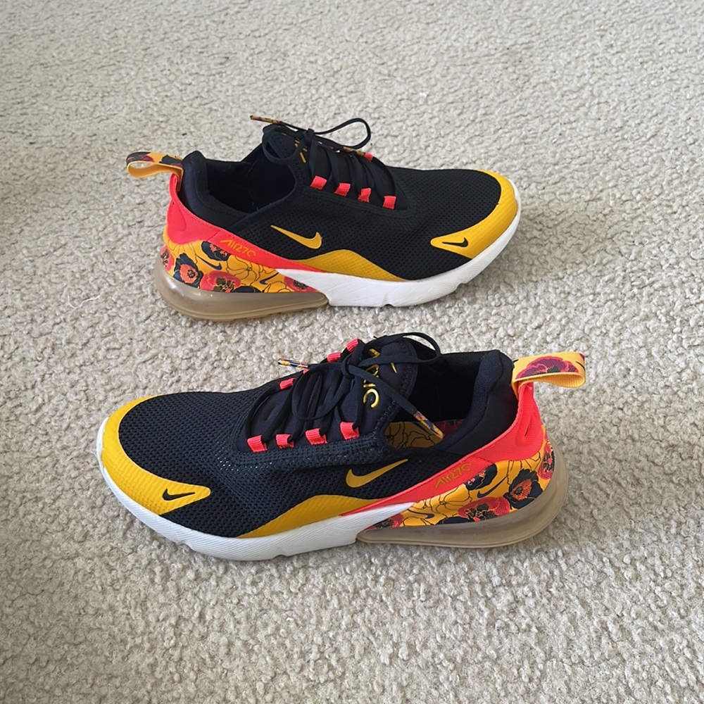 Nike Air Max 270 SE - Picture 5 of 8